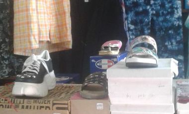 Local con fondo de comercio en venta - 40mts2 - Joaquin Gorina, La Plata