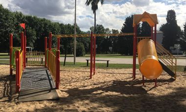 Casa en venta - 3 dormitorios 3 baños - 128mts2 - Country Club El Venado I, Esteban Echeverría