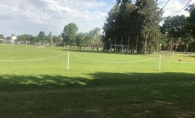 Casa en venta - 3 dormitorios 3 baños - 128mts2 - Country Club El Venado I, Esteban Echeverría