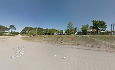 Casa venta - 4 dormitorios 2 baños - Cocheras - 480mts2 - Ostende, Pinamar