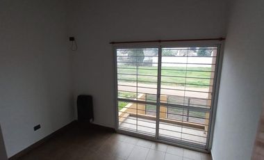 PH en venta - 2 Dormitorios 1 Baño - Cochera - 137Mts2 - Venado Tuerto, General López, Santa Fe
