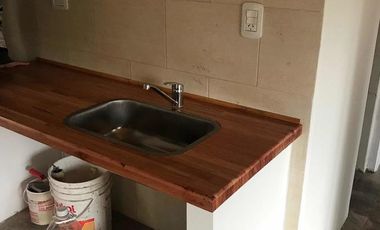 Casa en venta - 2 dormitorios 1 baño - 47mts2 - Costa Del Este