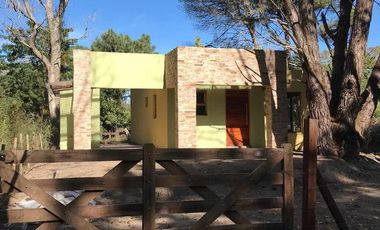 Casa en venta - 2 dormitorios 1 baño - 47mts2 - Costa Del Este