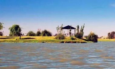 Terreno en venta - 1760mts2 - Club de Campo El Mirador, Coronel Brandsen