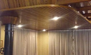 Casa en venta - 2 Dormitorios 1 Baño - 200Mts2 - Necochea