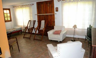 Casa quinta en venta - 3 dormitorios 3 baño 2 cocheras - 11500mts2 - Miramar