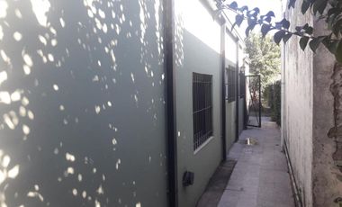 Casa en venta - 4 dormitorios 1 baño - 110mts2 - Berisso