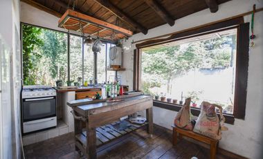 Casa en venta - 3 dormitorios 3 baños - Cochera - 416mts2 - Villa Elisa, La Plata