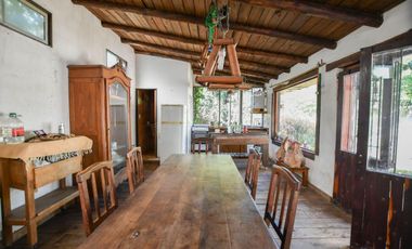 Casa en venta - 3 dormitorios 3 baños - Cochera - 416mts2 - Villa Elisa, La Plata