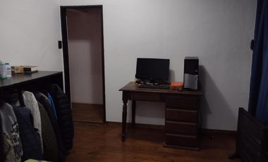 Casa en venta - 3 dormitorios 3 baños - Cochera - 416mts2 - Villa Elisa, La Plata