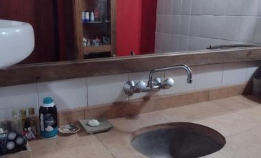 Casa en venta - 3 dormitorios 3 baños - Cochera - 416mts2 - Villa Elisa, La Plata