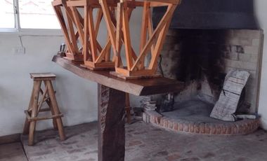 Casa en venta - 3 dormitorios 3 baños - Cochera - 416mts2 - Villa Elisa, La Plata