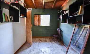 Casa en venta - 3 dormitorios 3 baños - Cochera - 416mts2 - Villa Elisa, La Plata