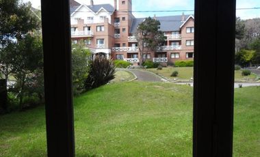 Casa en venta - 3 dormitorios 2 baños - 800mts2 - Costa Del Este