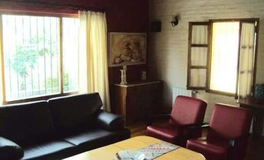 Casa en venta - 3 Dormitorios 3 Baños - Cochera - 1.500Mts2 - Ranchos, General Paz