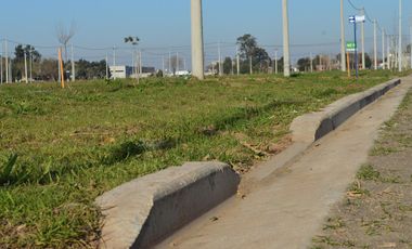 Venta Terreno de 300m2 en EcoPueblo, Alvear