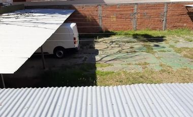 VENTA EN BLOQUE - 4 dormitorios 1 terreno 1 local comercial - San Bernardo Del Tuyu