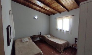 Casa en venta - 2 dormitorios 1 baño - 54mts2 - Santa Clara Del Mar