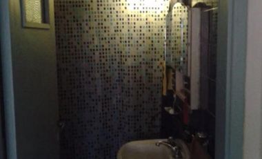 Venta en bloque Casa y  Departamento - 4 dormitorios 2 baños - 400mts2 totales - Las Toninas