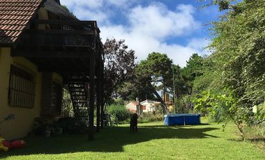 Casa en venta - 4 Dormitorios 2 Baños - Cocheras - 660Mts2 - Valeria Del Mar