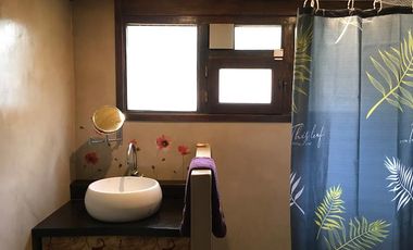 Casa en venta - 4 Dormitorios 2 Baños - Cocheras - 660Mts2 - Valeria Del Mar