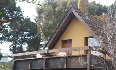 Casa en venta - 4 Dormitorios 2 Baños - Cocheras - 660Mts2 - Valeria Del Mar