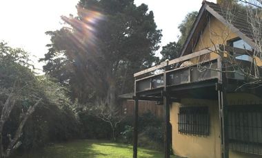 Casa en venta - 4 Dormitorios 2 Baños - Cocheras - 660Mts2 - Valeria Del Mar