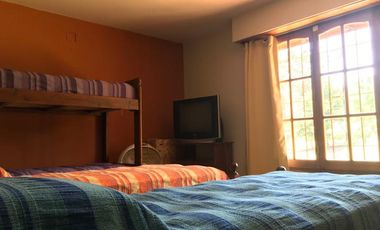 Casa en venta - 4 Dormitorios 2 Baños - Cocheras - 660Mts2 - Valeria Del Mar