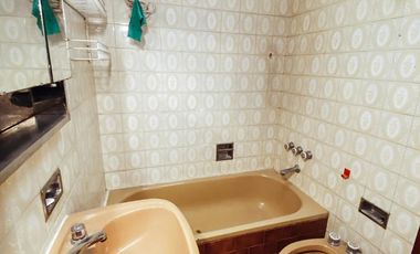 Casa en venta - 4 dormitorios 2 baños - Cocheras - 209mts2 - Tolosa, La Plata