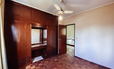 Casa en venta - 4 dormitorios 2 baños - Cocheras - 209mts2 - Tolosa, La Plata