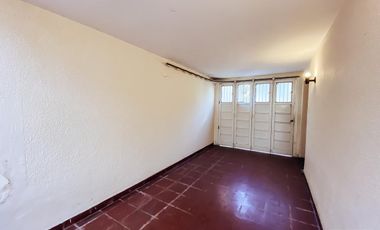 Casa en venta - 4 dormitorios 2 baños - Cocheras - 209mts2 - Tolosa, La Plata