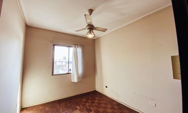 Casa en venta - 4 dormitorios 2 baños - Cocheras - 209mts2 - Tolosa, La Plata