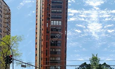 Venta departamento de 4 ambientes en La Lucila, con plena vista al río