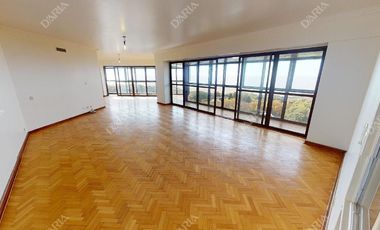 Venta departamento de 4 ambientes en La Lucila, con plena vista al río