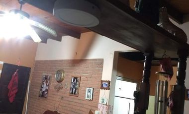 Casa en venta - 1 dormitorio 1 baño - 55mts2 - Florencio Varela