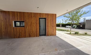 Casa en  venta en barrio Vila Marina , Villanueva