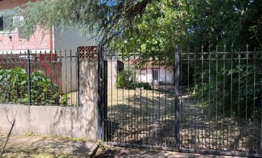 Casa en venta - 1 Dormitorio 1 Baño - Cochera - 252Mts2 - Granadero Baigorria, Santa Fe