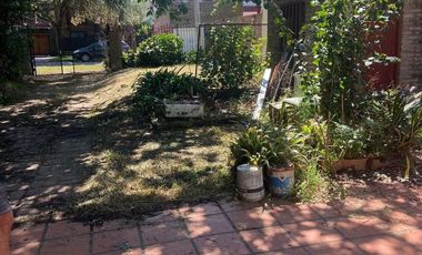 Casa en venta - 1 Dormitorio 1 Baño - Cochera - 252Mts2 - Granadero Baigorria, Santa Fe