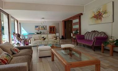 Casa En Arriendo De 5 Dorm. En Las Condes
