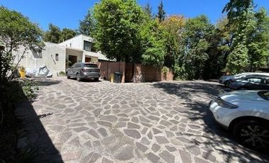 Casa En Arriendo De 5 Dorm. En Las Condes