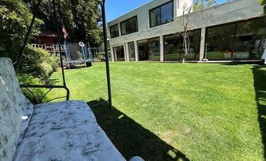 Casa En Arriendo De 5 Dorm. En Las Condes