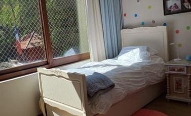 Casa En Arriendo De 5 Dorm. En Las Condes