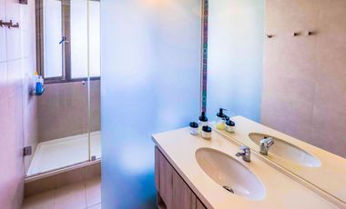 Top Amoblado completo 4 Dor. zona Hermanos Cabot Alto Las Condes