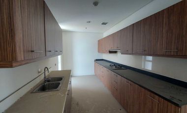 Apartemen Adhiwangsa Bukit Darmo Golf View dekat Pakuwon Mall