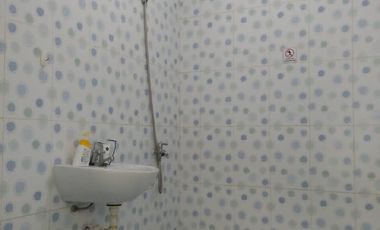 MURAH ex cafe dan kantor selangkah ke jl Kartini dan Ry Darmo,