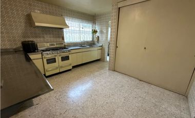 Casa en Venta en Jardines del Valle Saltillo Coahuila