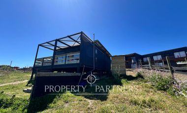 Dos lindas casas con espectacular vista al mar en Curanipe