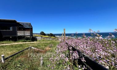 Dos lindas casas con espectacular vista al mar en Curanipe