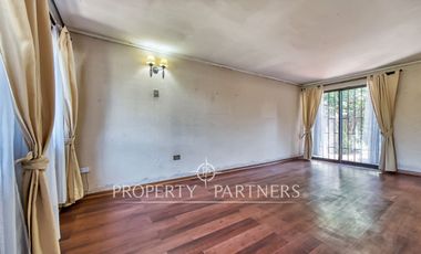 Casa de muy buen potencial ideal para remodelar