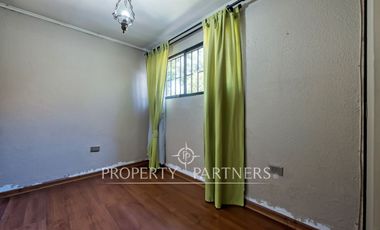 Casa de muy buen potencial ideal para remodelar